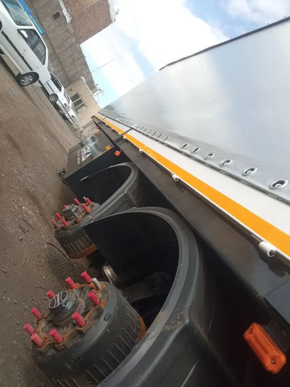 کانتینر بغل کشویی آهنی|خودرو سنگین|مرند, |دیوار