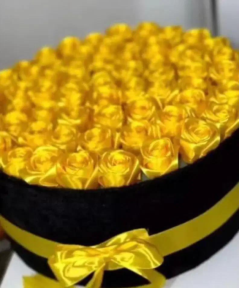 دسته گل رویانی|گل مصنوعی|یاسوج, |دیوار