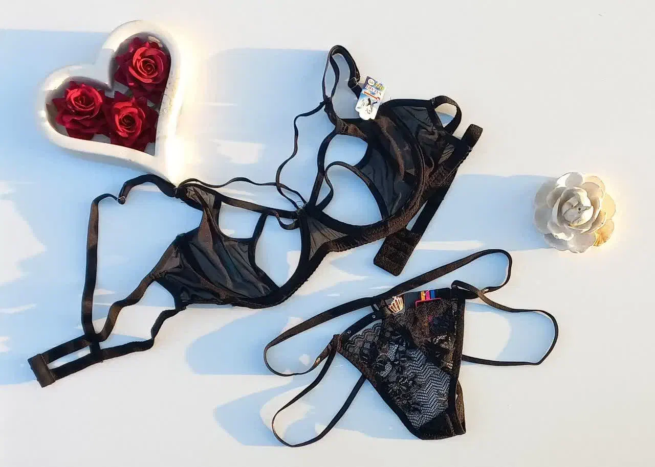 لباس زیر زنانه|لباس|قم, ولیعصر|دیوار