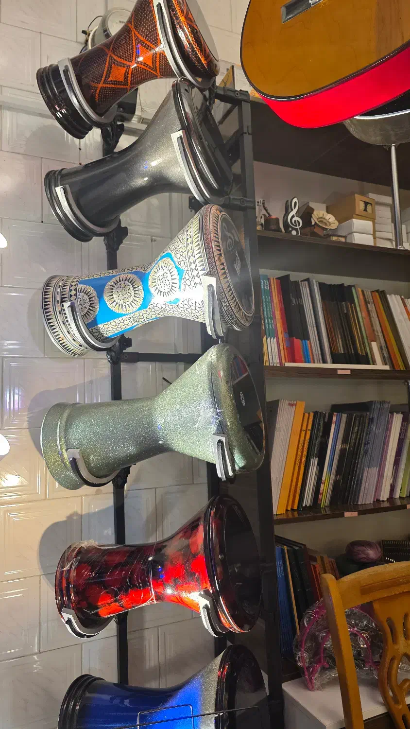 فروشگاه ساز و لوازم موسیقی ویولن سفید|گیتار، بیس، امپلیفایر|نجفآباد, امام خمینی|دیوار