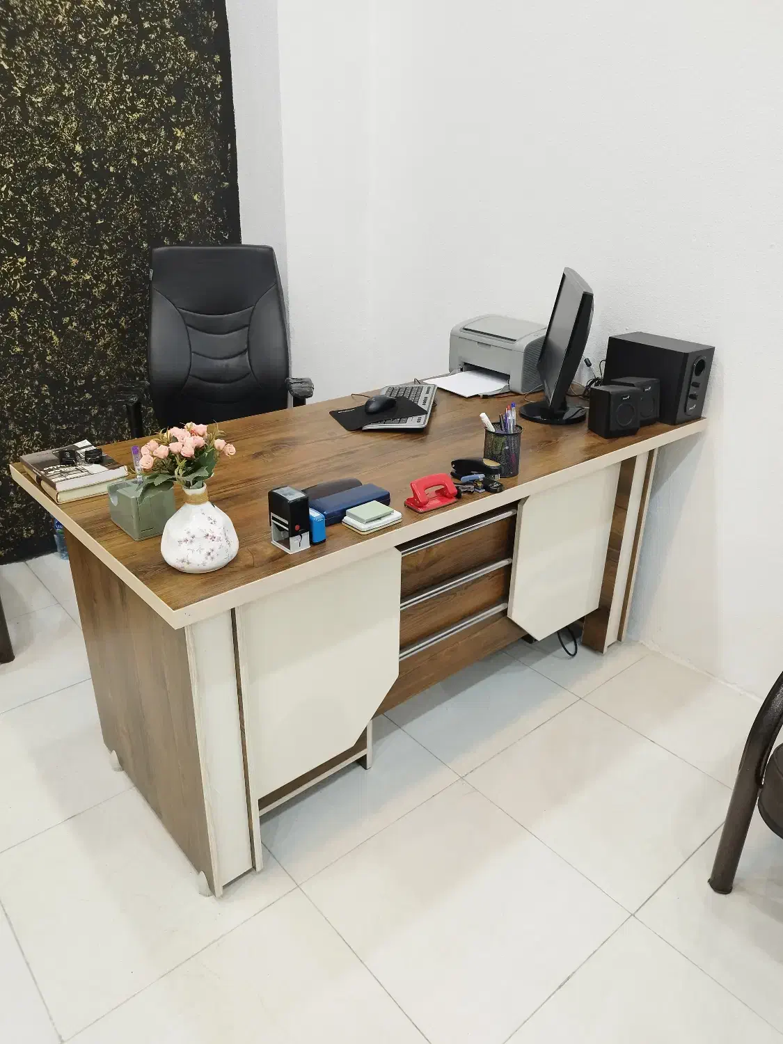 فروش میز، صندلی و کتابخانه اداری|دفتر کار|فریدونکنار, |دیوار