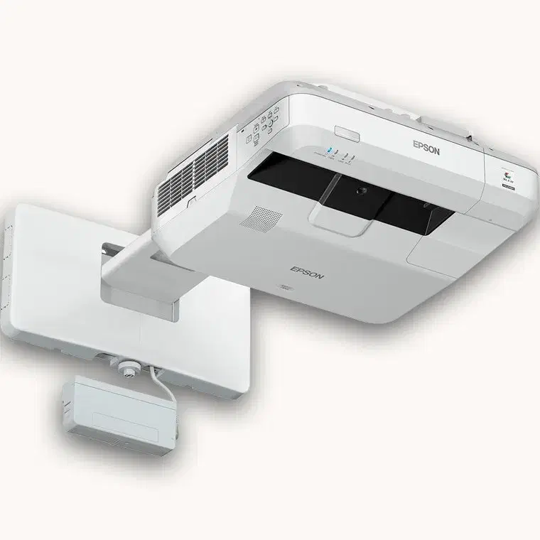 Epson EB-710Ui ویدئو پروژکتور لیزری اپسون|تلویزیون و پروژکتور|شیراز, تاچارا|دیوار