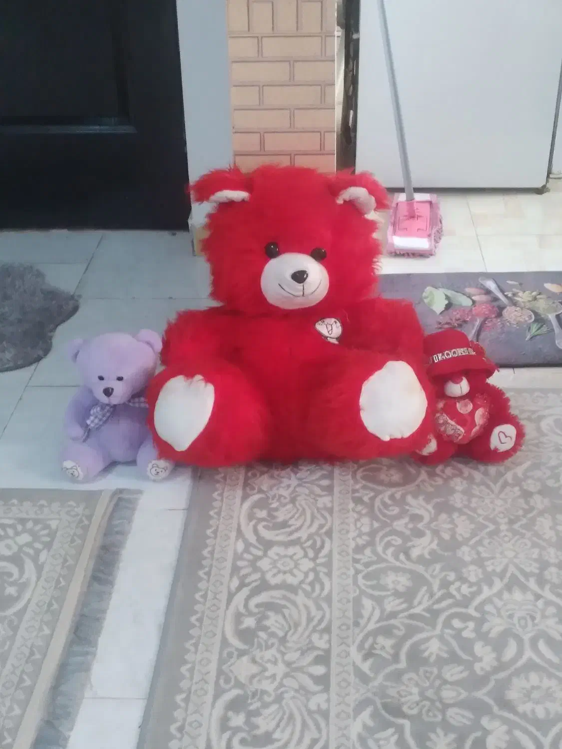 عروسک خرسی|اسباببازی بچه|صومعهسرا, |دیوار