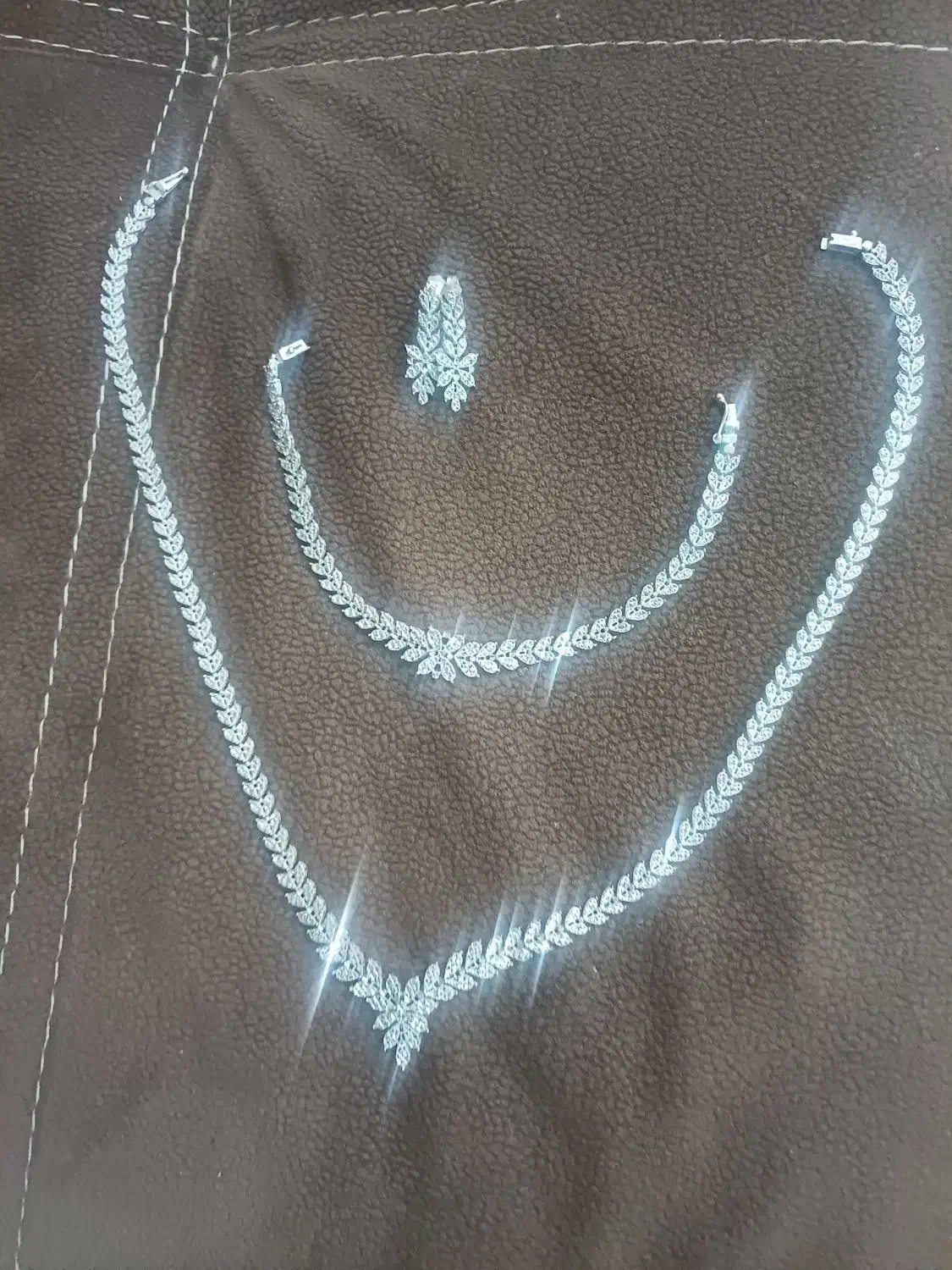 سرویس طلای تمام تراش 150 بالای تابلو.|جواهرات|تهران, تهرانپارس جنوبی|دیوار