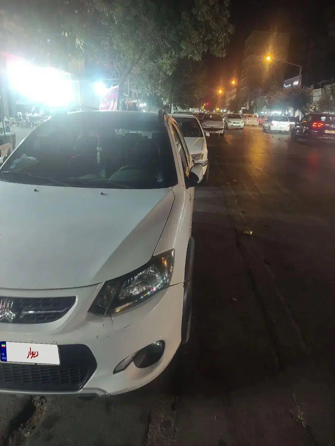 کوییک Rسفید مشکی|خودرو سواری و وانت|شیراز, شیخ علی چوپان|دیوار