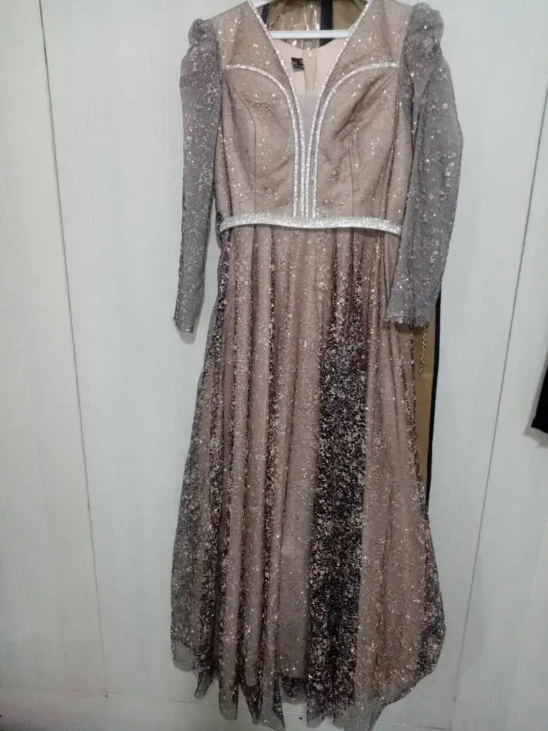 لباس مجلسی رامشیر|لباس|رامشیر, |دیوار