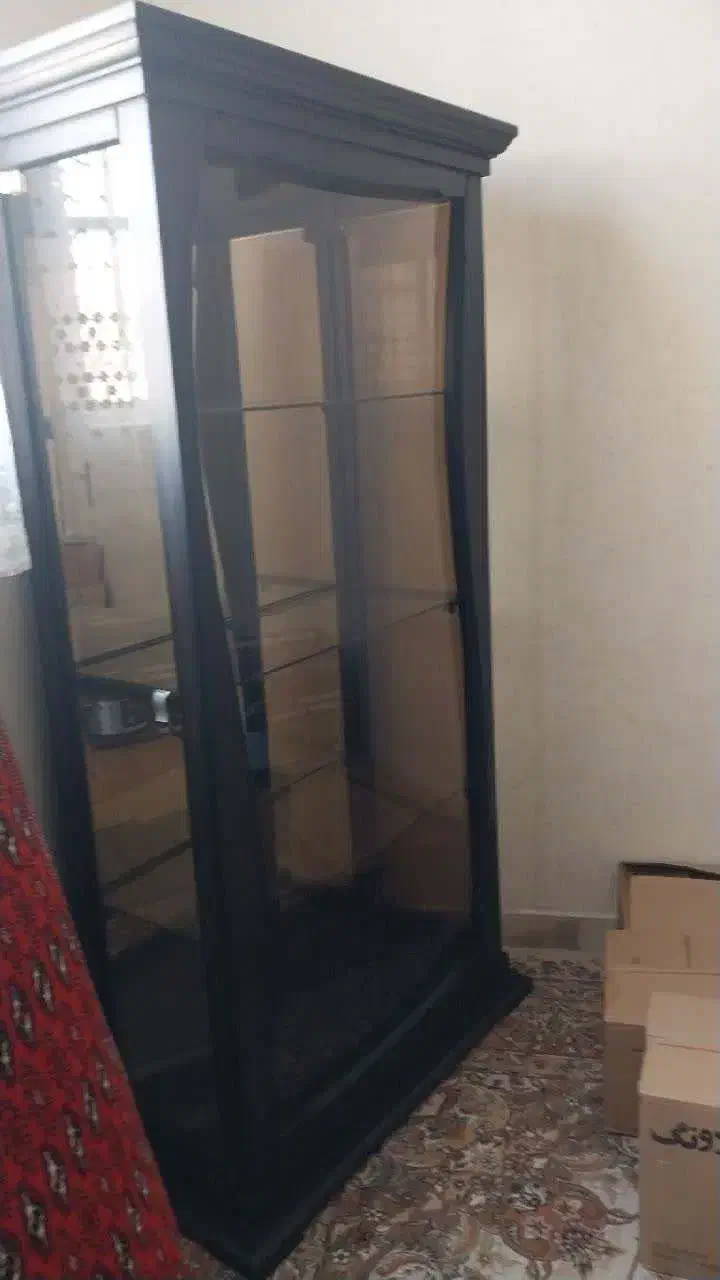 فروش لوازم خانه بخاری فرش رادیو کمد بوفه و ...|فرش|گلستان (تهران), |دیوار