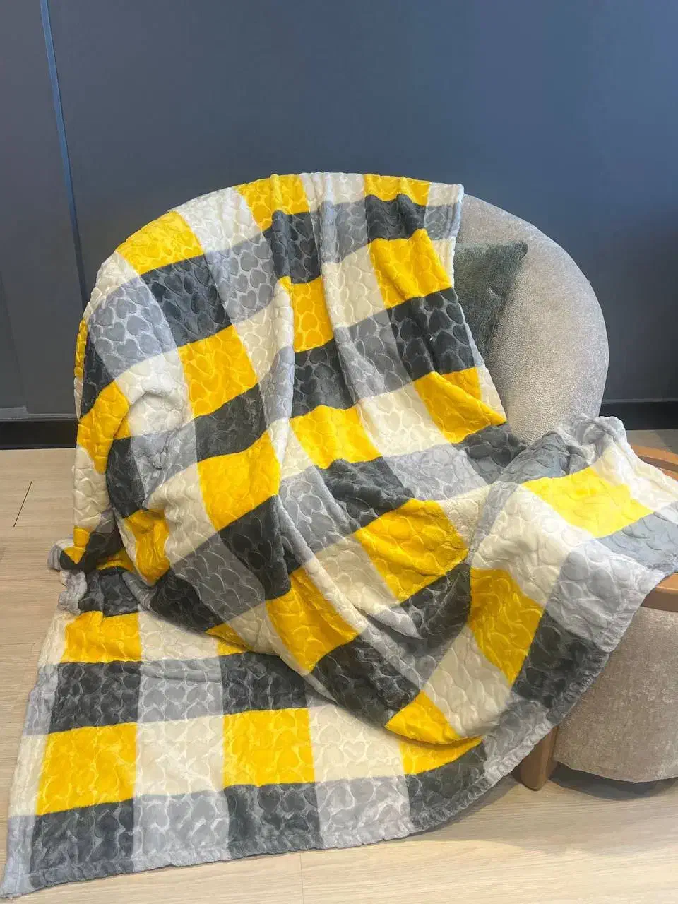 پتو برند ماندانا دو ۰۲۰|رختخواب، بالش، پتو|مشهد, عیدگاه|دیوار