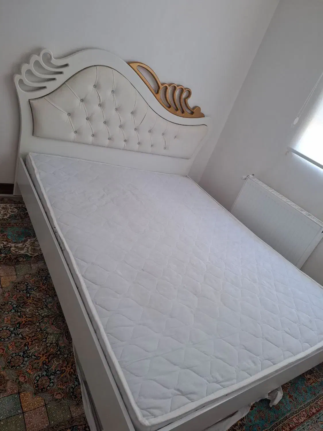 تخت دو نفره 160×200|تخت و سرویس خواب|اسلامشهر, شهرک قائمیه|دیوار