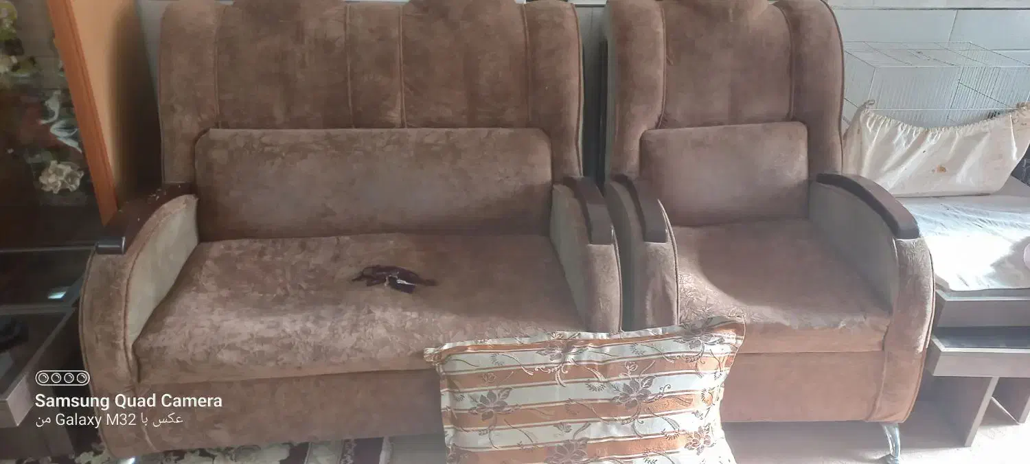 مبل هفت نفره مخمل با عسلی|مبلمان خانگی و میز عسلی|نیشابور, هفده شهریور|دیوار