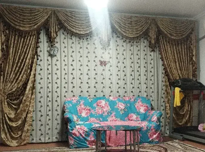 پرده|پرده، رانر، رومیزی|میانه, |دیوار