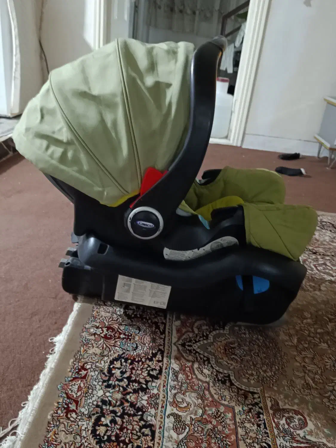 صندلی ماشین برای کودک|تخت و صندلی بچه|همدان, |دیوار