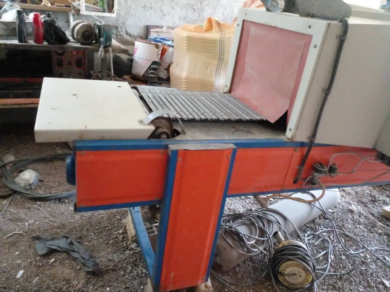 دستگاه شیرینگ پک نیمه اتومات|ماشین‌آلات صنعتی|نیشابور, فیض آباد|دیوار