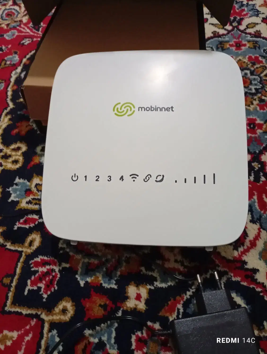 یک دزگاه مودم wi-Fi|مودم و تجهیزات شبکه|شوش, |دیوار