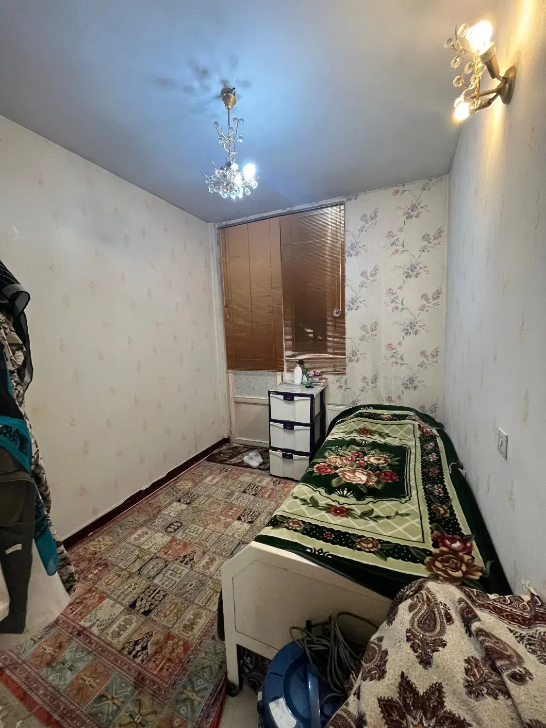 ۵۰ متر همکف ۴باغ