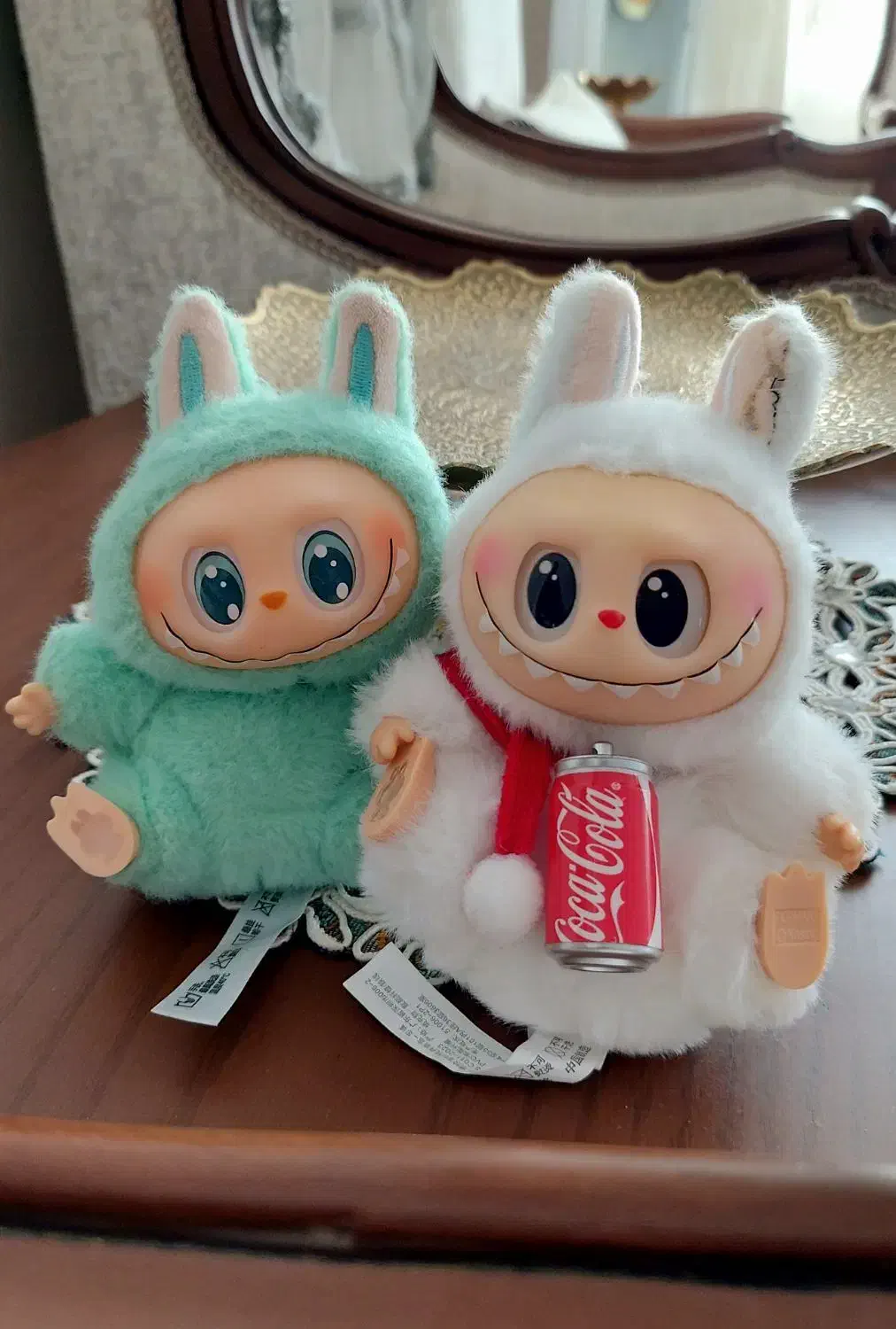 لبوبو|اسباببازی|قائن, |دیوار