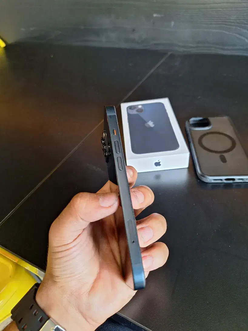 Iphone 13 normal 128 مشابه نو باتری ۹۸|موبایل|تهران, استخر|دیوار