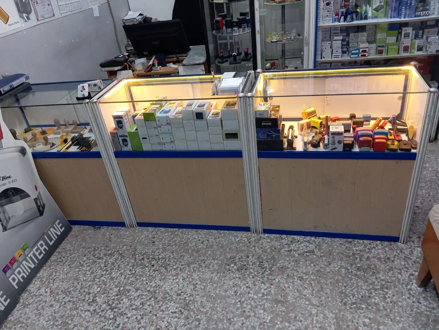 ویترین المینیوم|فروشگاه و مغازه|زابل, |دیوار