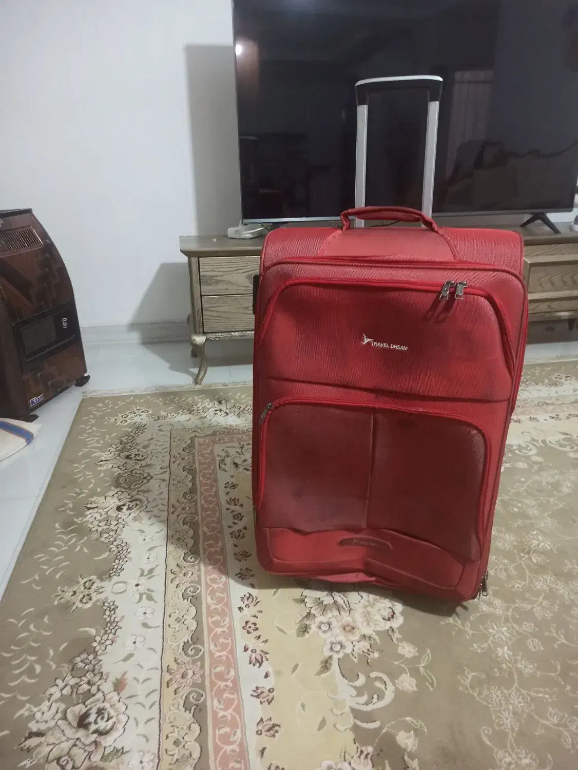 چمدان چرخ دار سالم به ابعاد ۳۶×۷۰سانتیمتر قفل دار|کیف، کفش، کمربند|اسالم, |دیوار