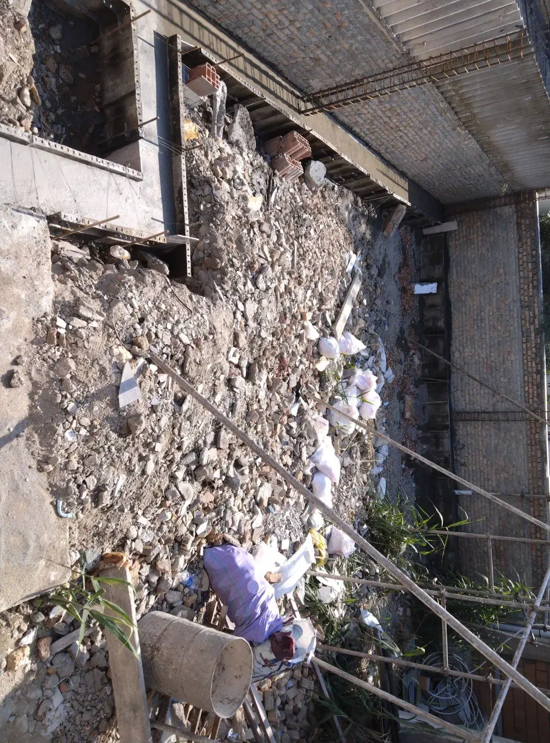 اجرای جوشکاری و بتن ریزی ساختمان|خدمات پیشه و مهارت|بندر ترکمن, |دیوار