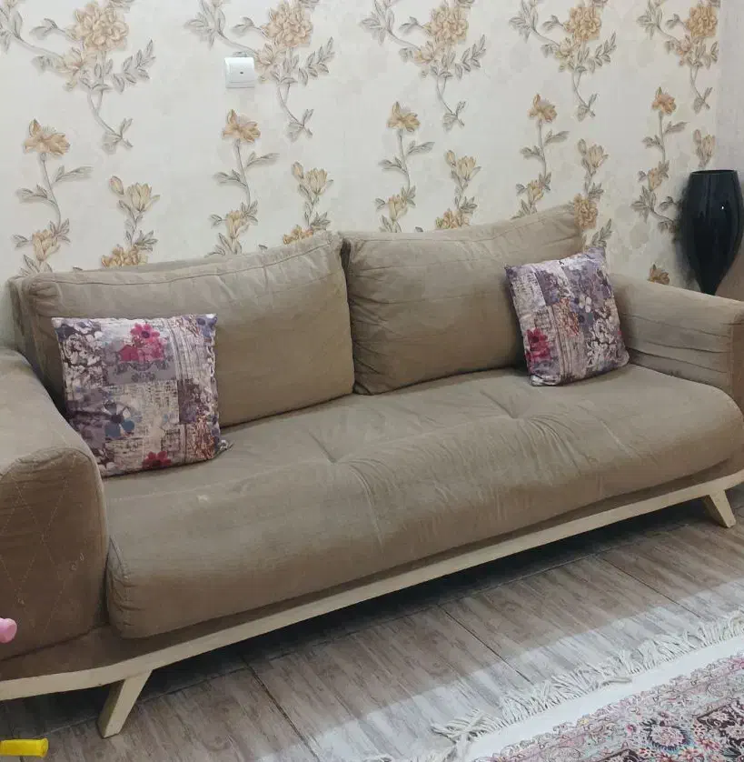 مبل ۷ نفره|مبلمان خانگی و میز عسلی|قرچک, باقرآباد|دیوار