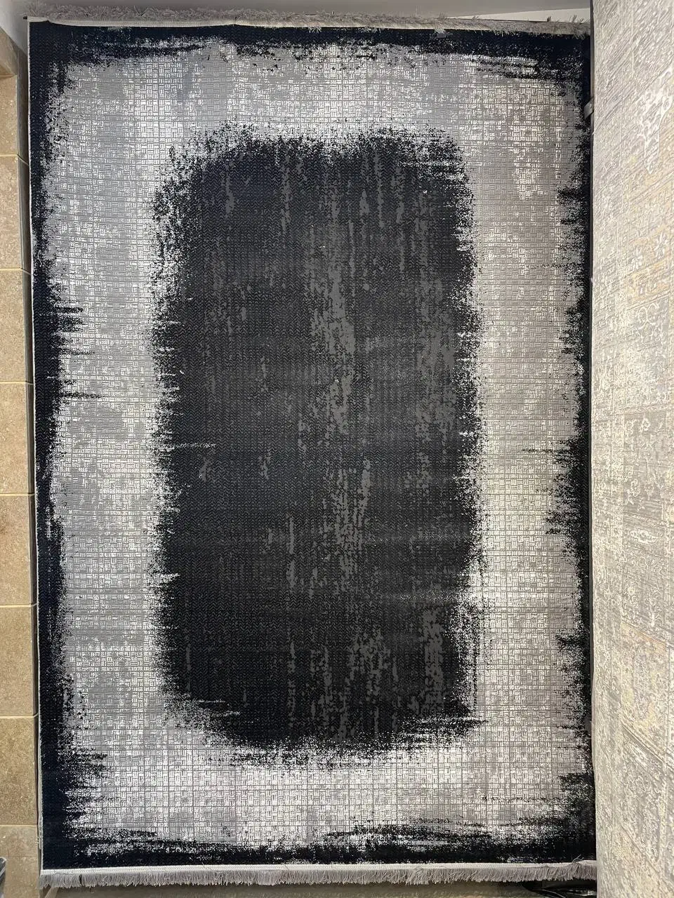 فرش مدرن مشکیطوسی، بافت ضخیم ۱/۵و۴و۶و۹و۱۲ متری|فرش|تهران, بازار|دیوار