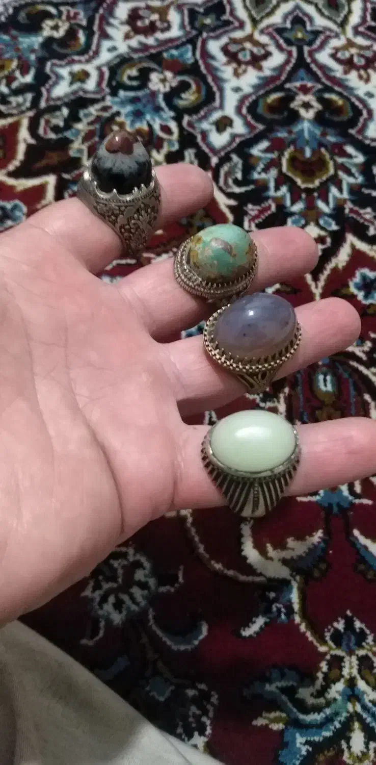 سنگهای معدنی اصل|کلکسیون اشیاء عتیقه|مشکیندشت, |دیوار