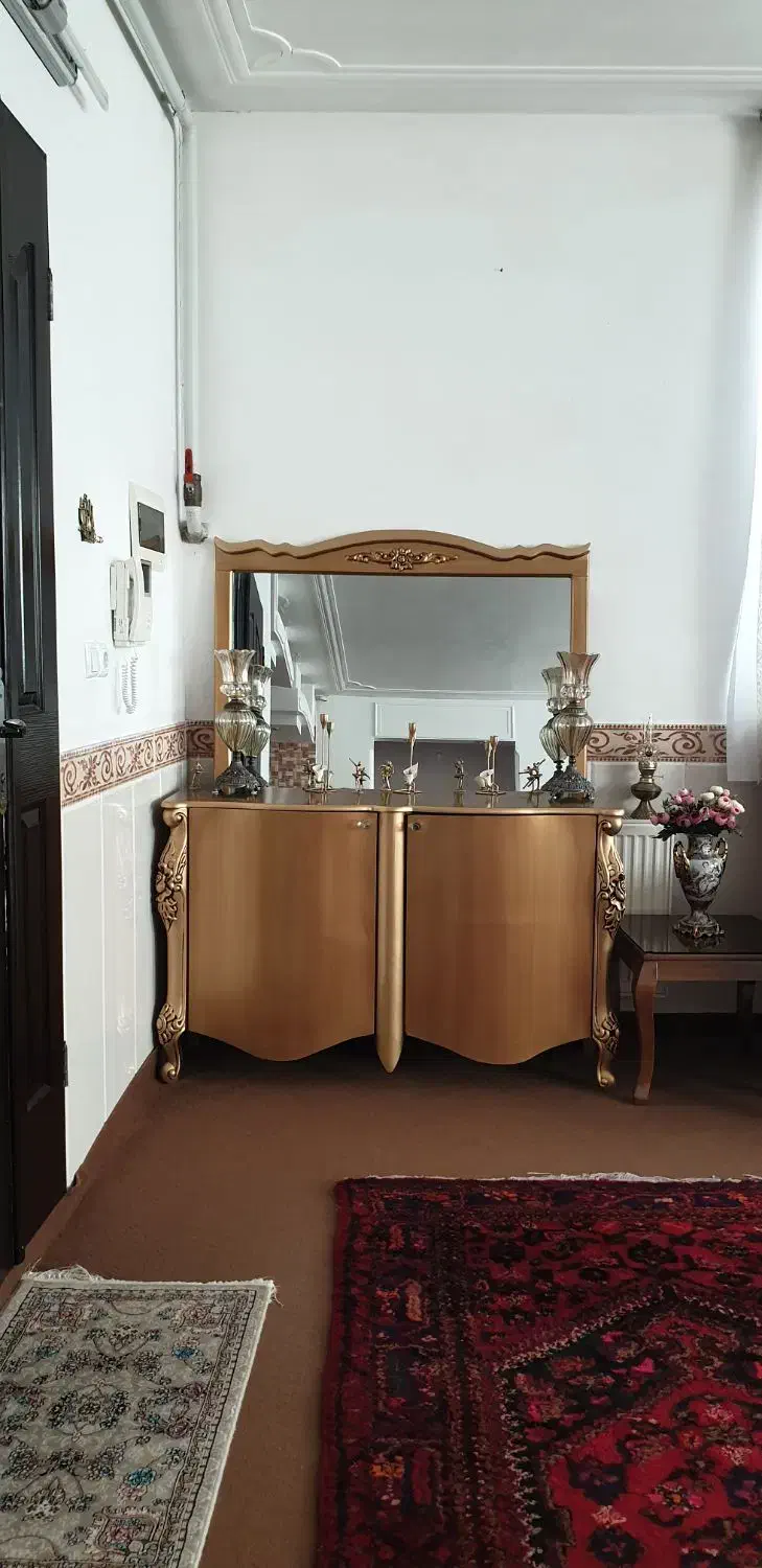 آیینه کنسول|بوفه، ویترین، کنسول|زنجان, |دیوار