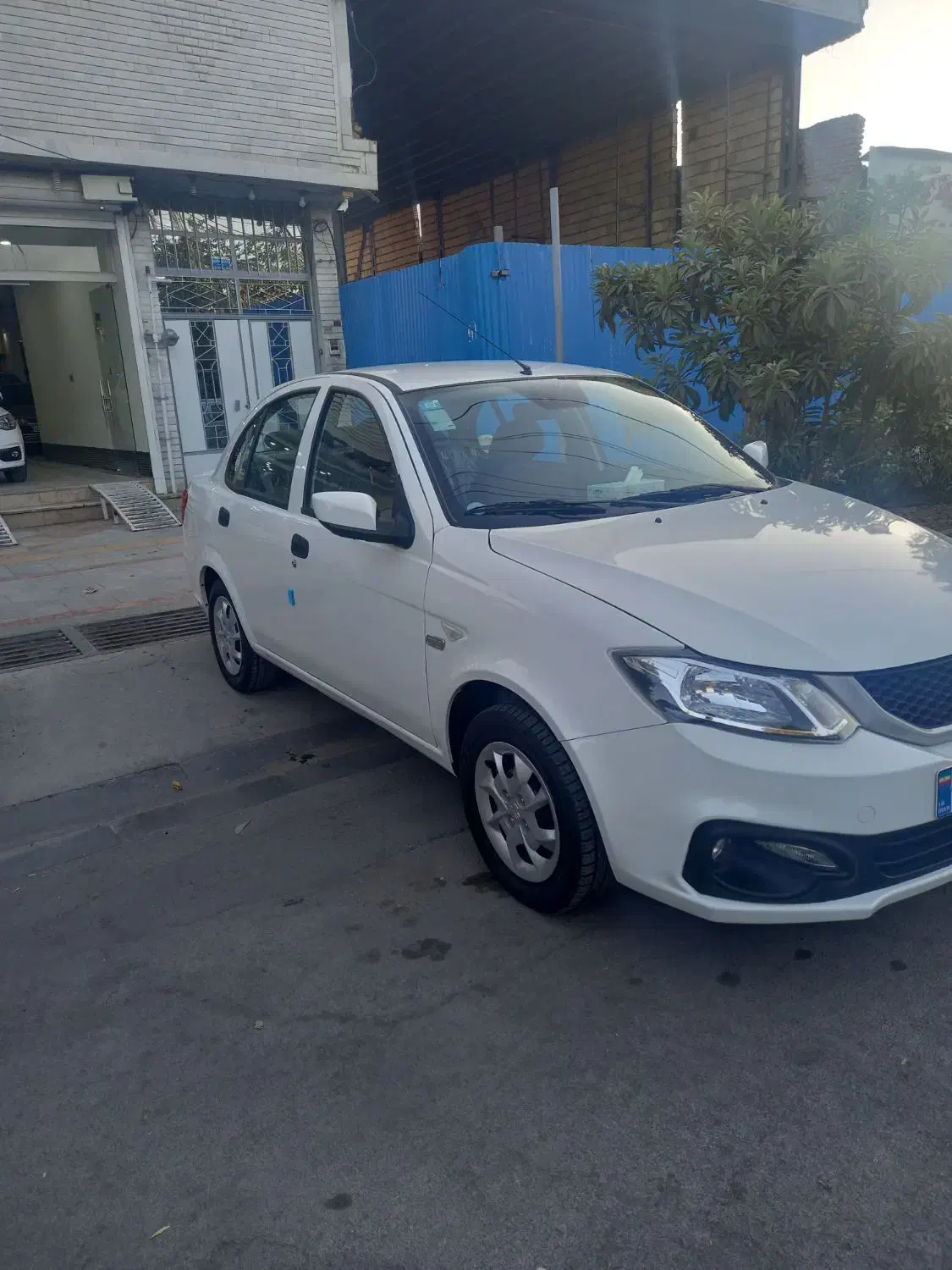 ساینا‌sدوگانه فابریک|خودرو سواری و وانت|نجف‌آباد, طالقانی|دیوار