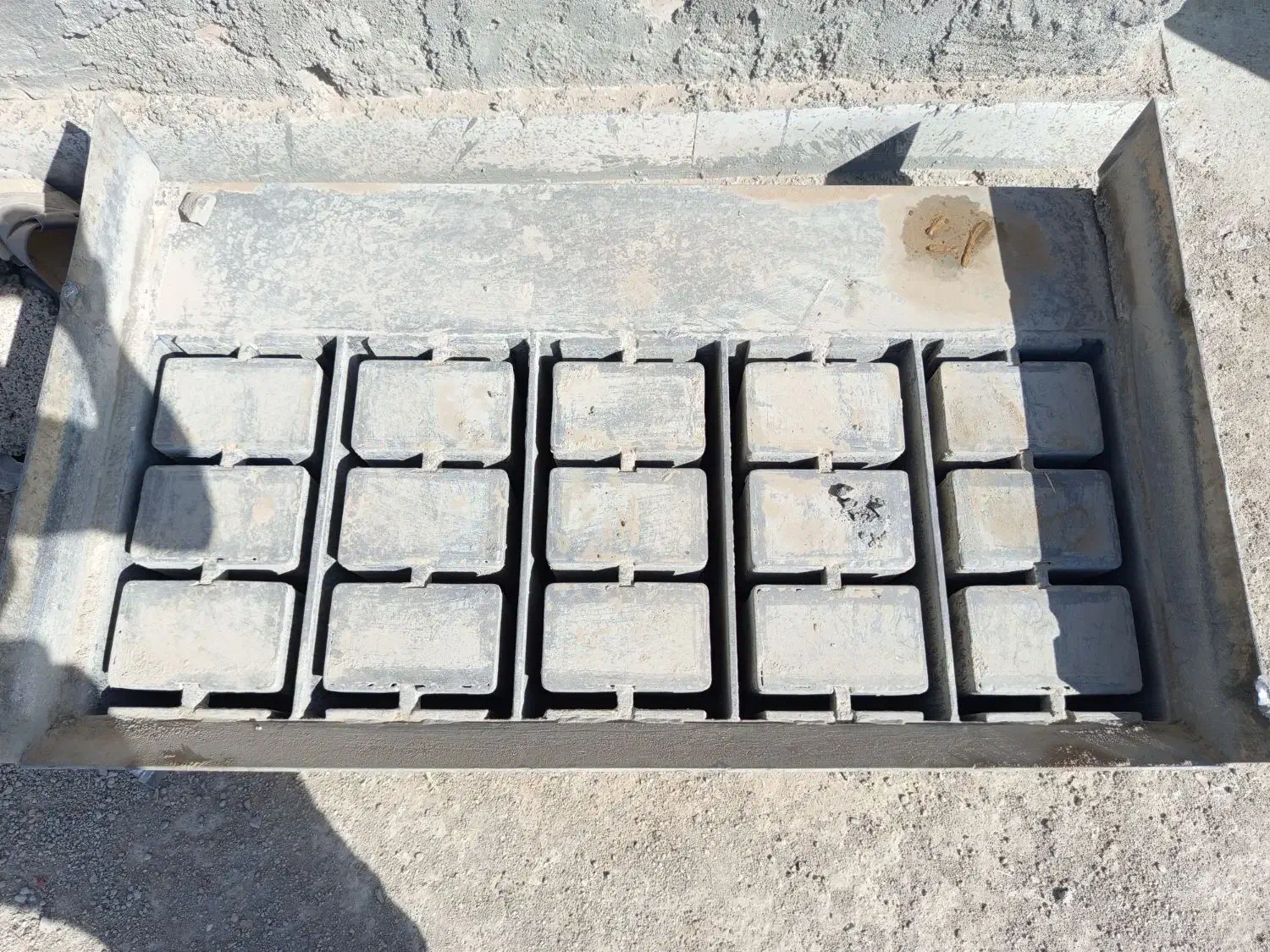 وسایل کارگاه بلوک زنی|ماشین‌آلات صنعتی|ورزنه, |دیوار