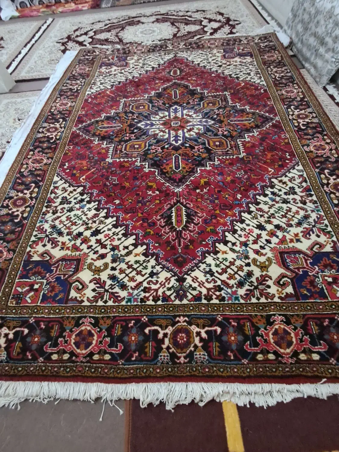 فرش ۹متری مهربان|فرش|هریس, |دیوار