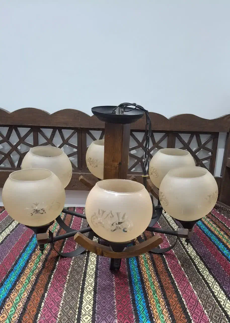 لوستر ۶شاخه چوبی|لوستر و چراغ آویز|تهران, صاحب الزمان|دیوار