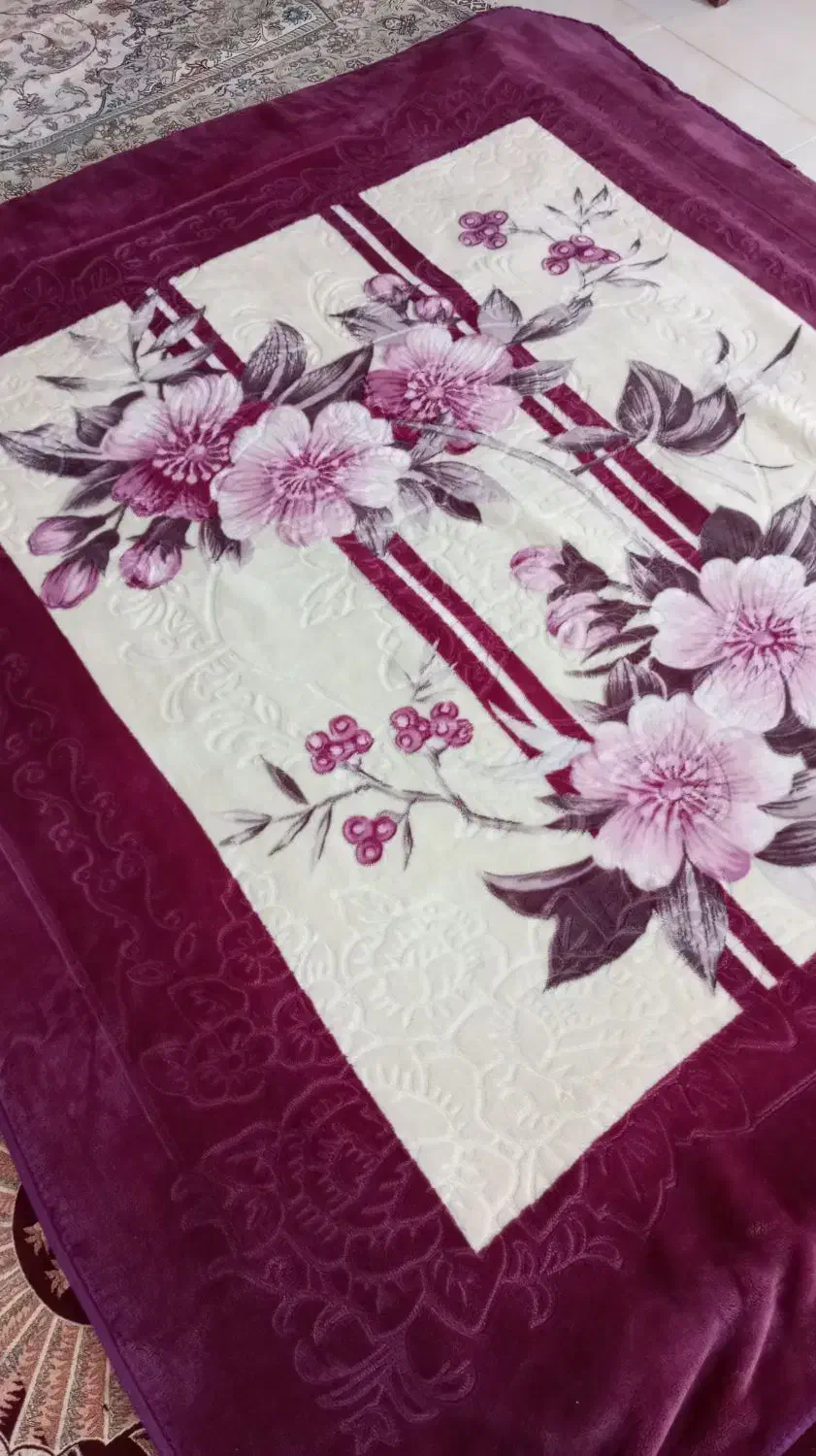 پتو گلبافت|رختخواب، بالش، پتو|خمینی‌شهر, |دیوار