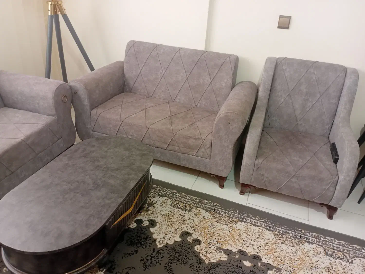 فروش فوری|مبلمان خانگی و میز عسلی|تربتحیدریه, شهرک ولیعصر|دیوار