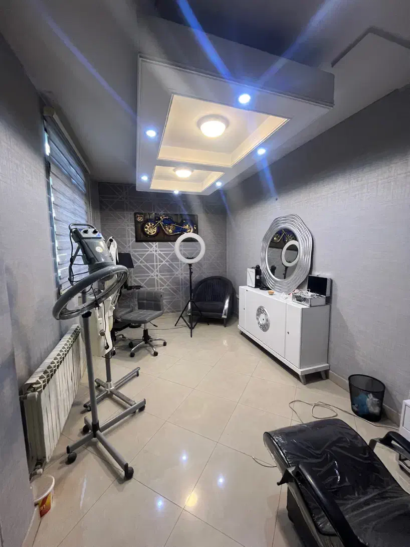 اداری ۹۷ متر سه خواب بازسازی شده|فروش دفتر کار، اتاق اداری، مطب|تهران, یوسفآباد|دیوار