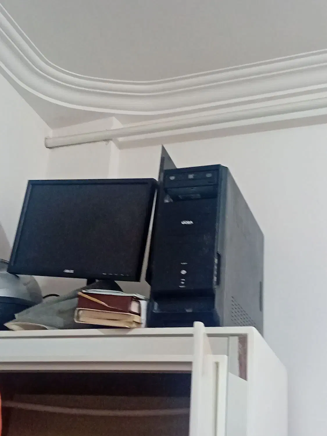 کامپیوتر|رایانه رومیزی|نرماشیر, |دیوار