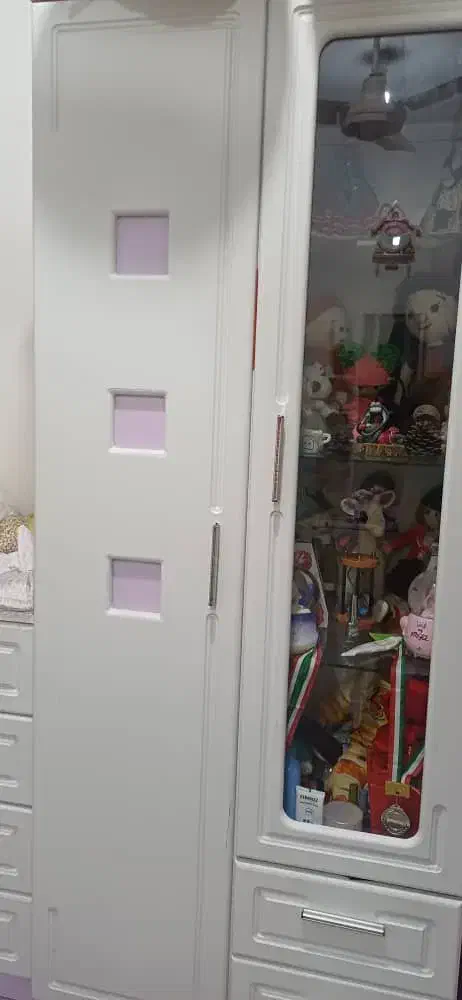 میز تحریر وکمد ویترین دار|میز تحریر و کامپیوتر|بندرعباس, |دیوار