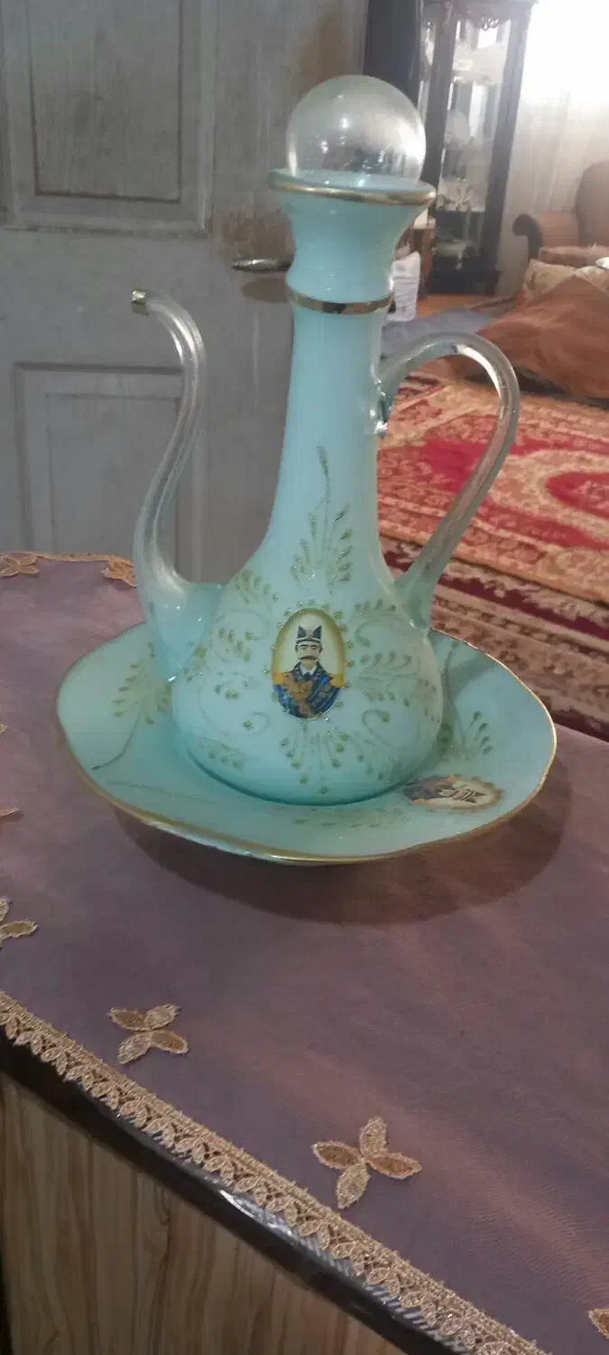 آفتابه لگن|کلکسیون اشیاء عتیقه|اصفهان, ناصرخسرو|دیوار