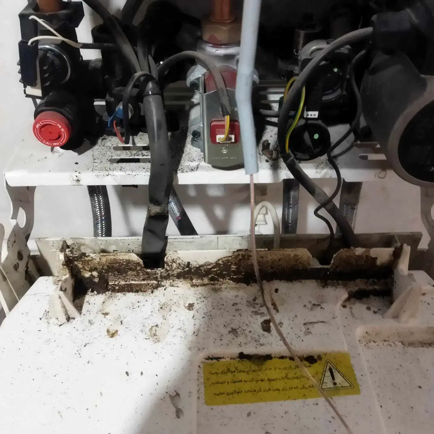 تعمیرات پکیج رستمی|خدمات پیشه و مهارت|سقز, |دیوار