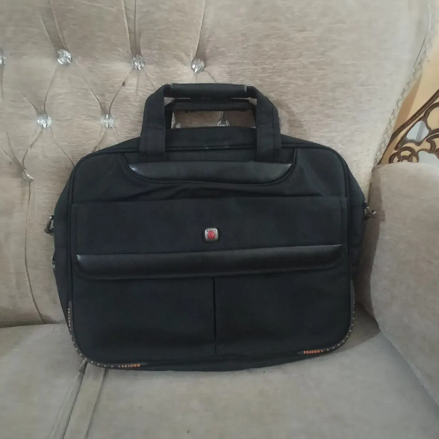 کیف لپ تاب ایمج نونو|کیف، کفش، کمربند|صدرا-فارس, فاز ۲|دیوار