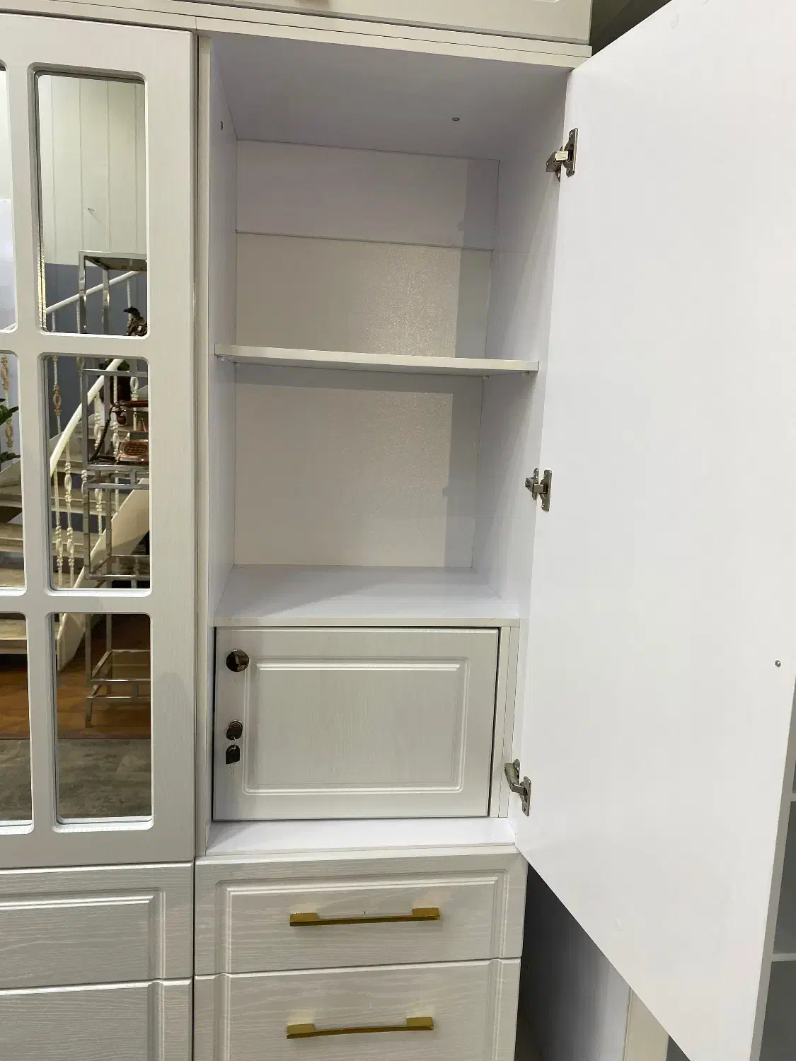 کمد دیواری ۹کشو سه پله|جاکفشی، کمد، دراور|تهران, اوقاف|دیوار