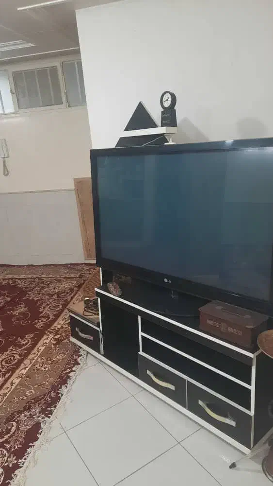 میزتلویزیون|میز تلویزیون|کاشان, پاپک|دیوار