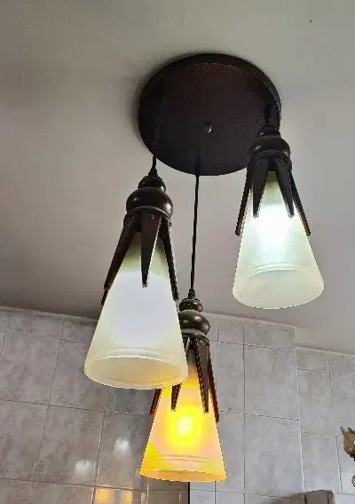 لوستر سه شاخه|لوستر و چراغ آویز|اصفهان, بهارستان|دیوار