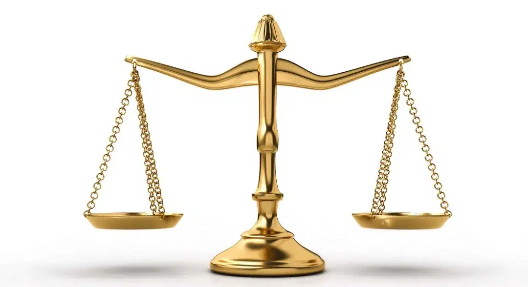 ** وکیل پایه ۱ دادگستری|خدمات مالی، حسابداری، بیمه|خمینیشهر, |دیوار