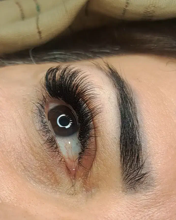 کاشت و اکستنشن مژه|خدمات آرایشگری و زیبایی|شاهین‌شهر, خبرنگار|دیوار