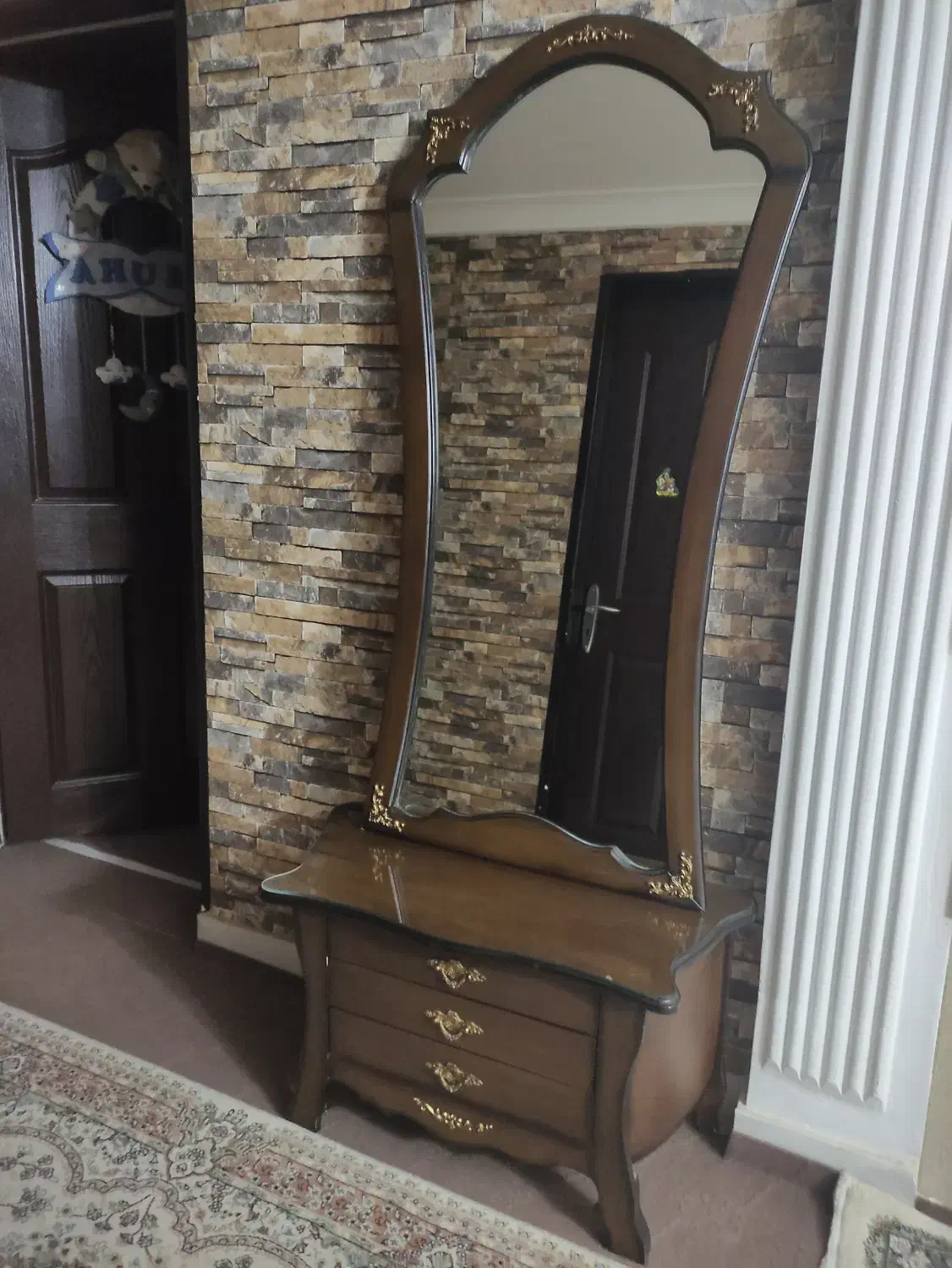 آینه و کنسول|بوفه، ویترین، کنسول|هشتگرد, فاز ۳ مهستان|دیوار