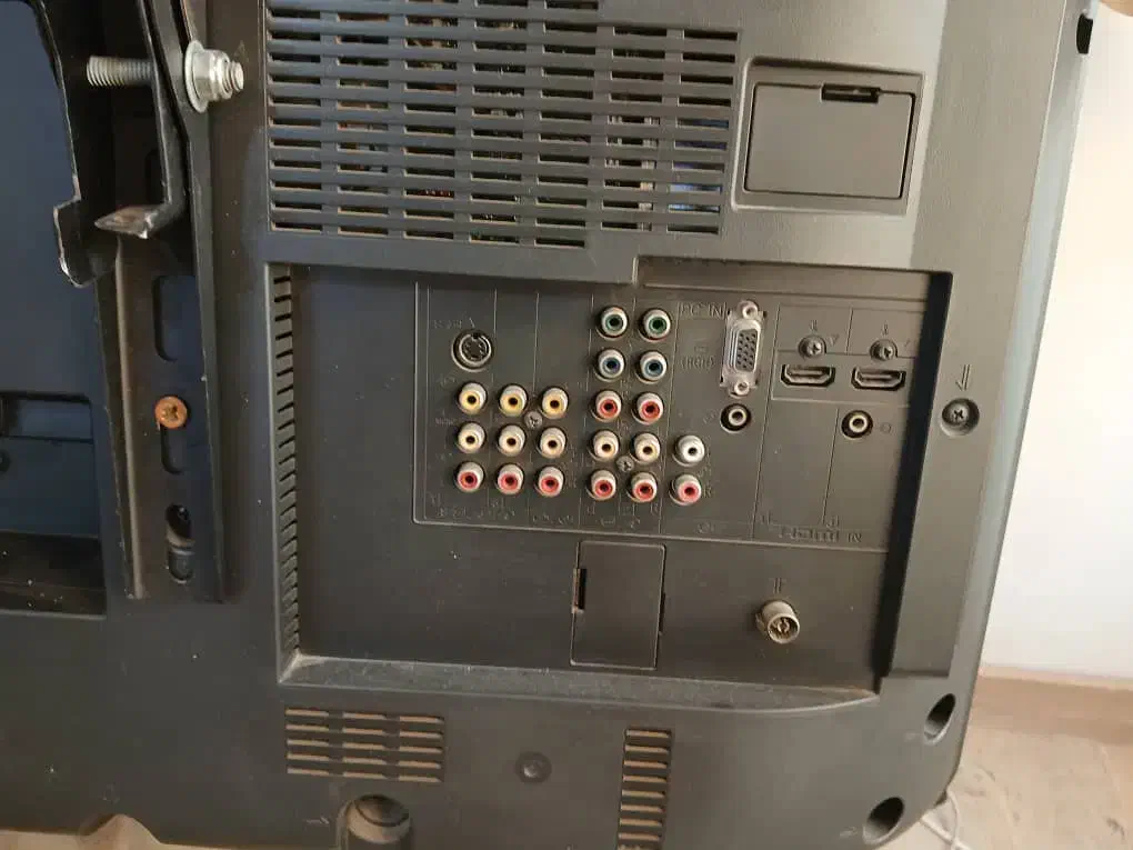 تلویزیون ۳۷سونی اصل|تلویزیون و پروژکتور|کتالم و سادات شهر, |دیوار