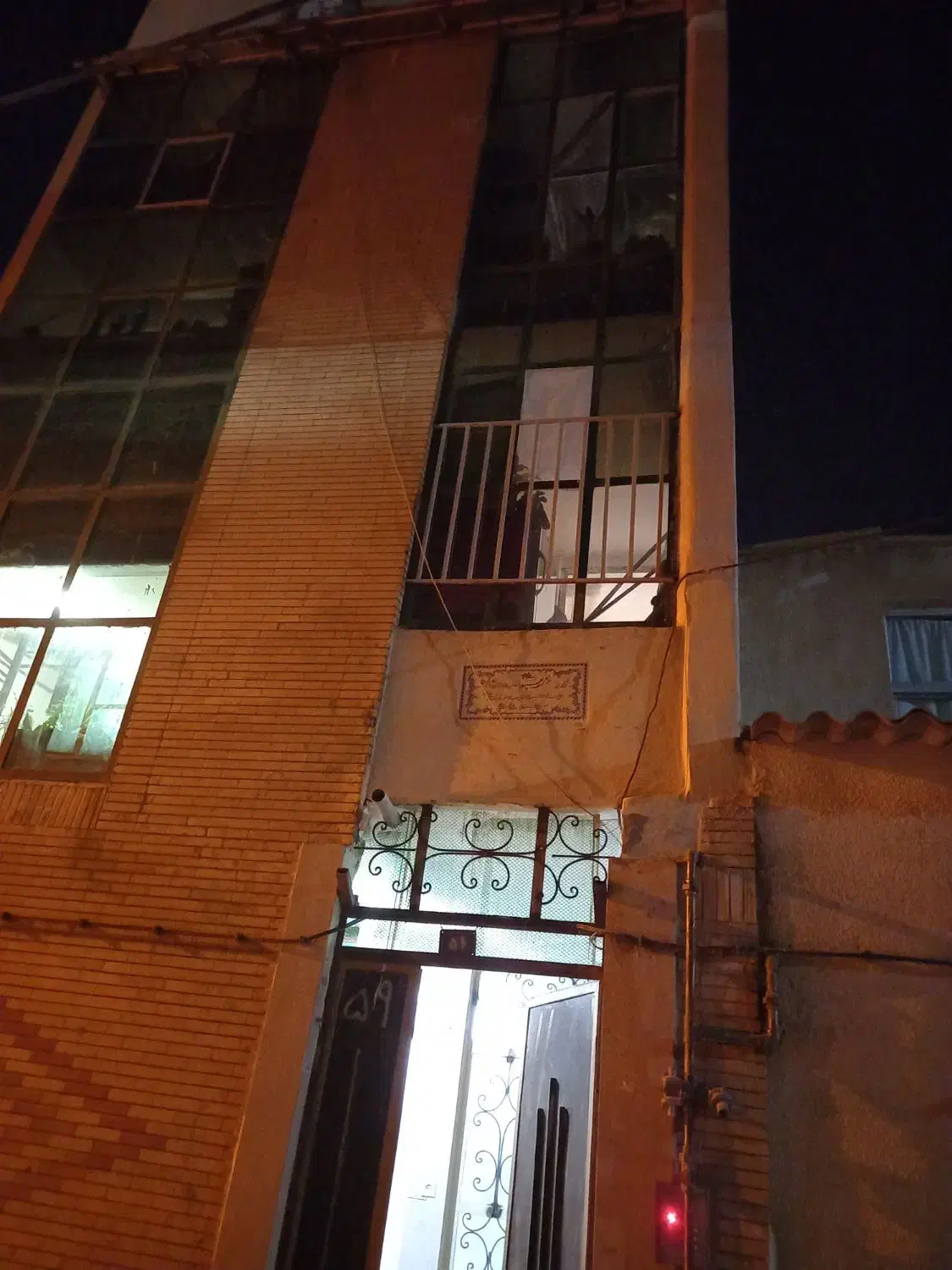 آپارتمان ۵۲ متری ۳طبقه فروش فوری|فروش آپارتمان|مشهد, کوی سیدی|دیوار