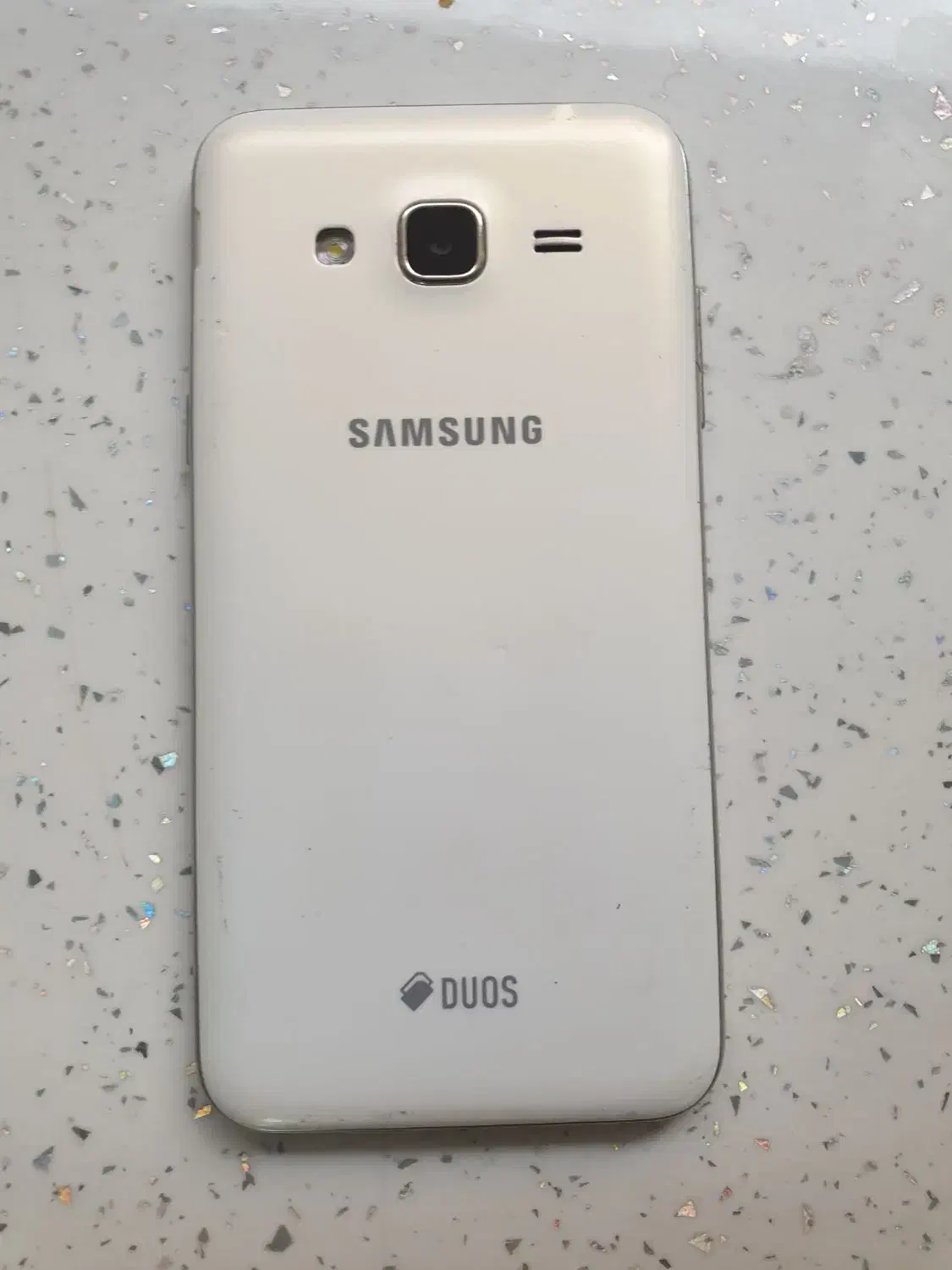 سامسونگ Galaxy J3 (2016) با حافظهٔ ۸ گیگابایت|موبایل|تهران, مشیریه|دیوار