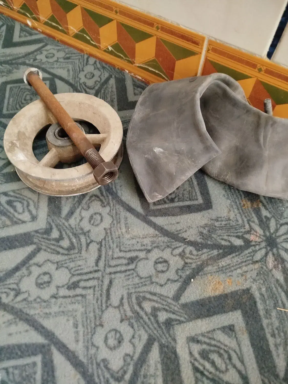 رنگ فرغون میله وسط تیف نو کسی خواست|مصالح و تجهیزات ساختمان|فاضل آباد, |دیوار